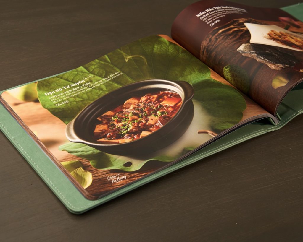 Thiết kế & in menu bìa da nhà hàng cao cấp